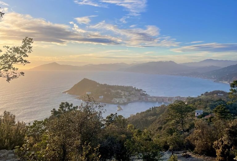 Punta Manara, Baia del Silenzio